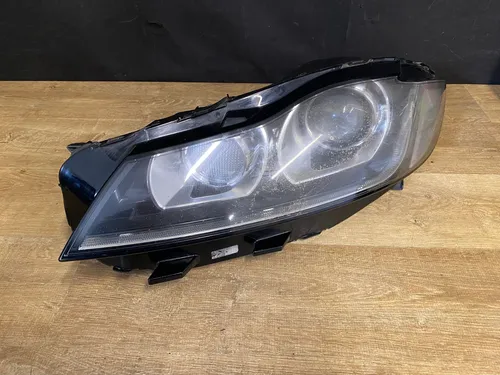 GX6313W030EF Jaguar F-Pace Headlight/headlamp