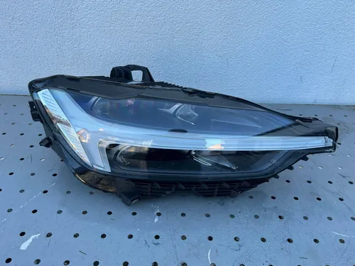 32338977 Volvo XC60 Headlight/headlamp