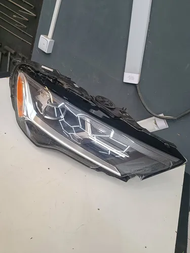 4M0941012B Audi Q7 4M Headlight/headlamp