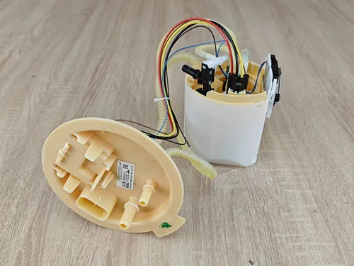5A06496 BMW X6 G06 Front wheel hub spindle knuckle