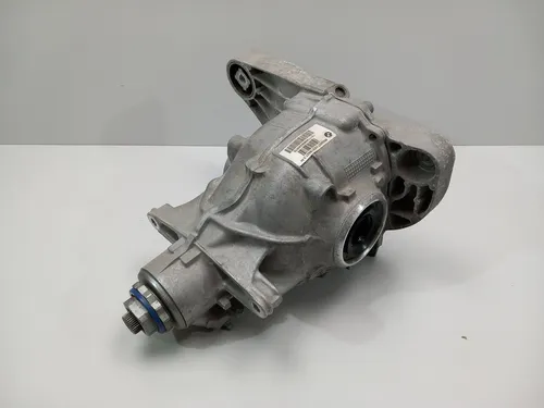 8662657 BMW X7 G07 Rear differential
