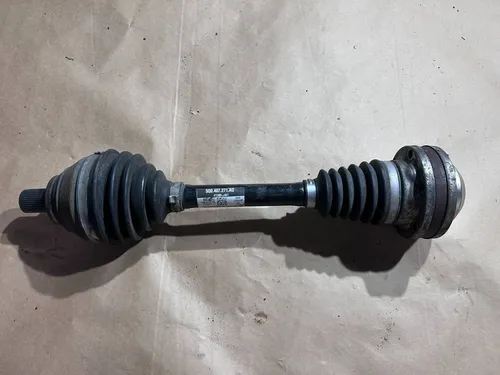 5Q0407271AQ Audi A3 S3 8P Front driveshaft