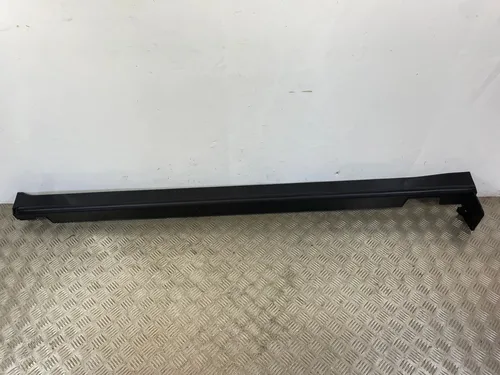 87753R2000 KIA Sportage Sill