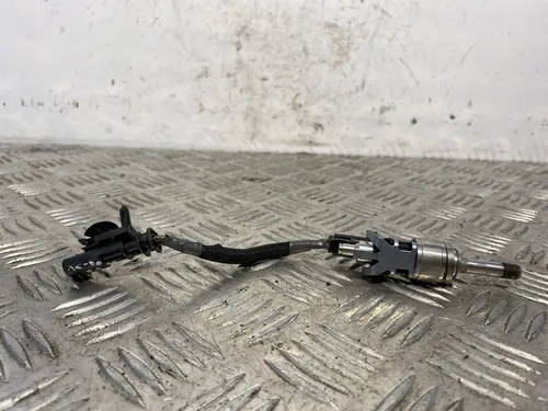 31432774 Volvo XC40 Fuel injector
