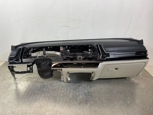 80310DW500 KIA Sportage Dashboard