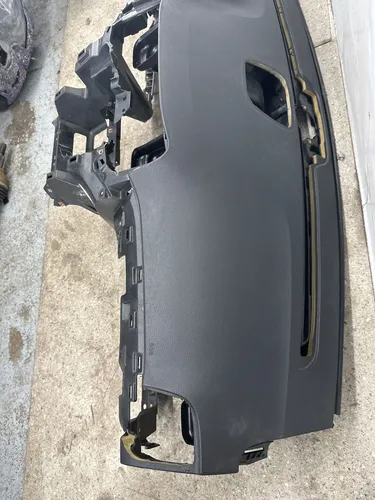 P01342023BL Jeep Grand Cherokee Dashboard