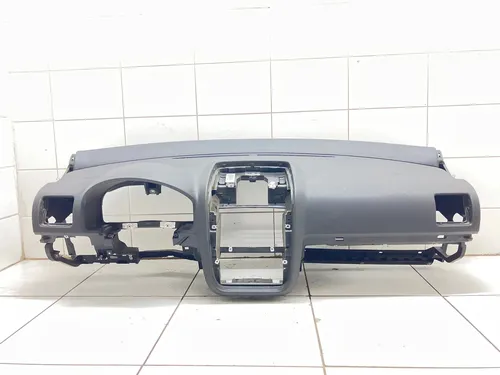 1K1857003 Volkswagen Golf V Dashboard