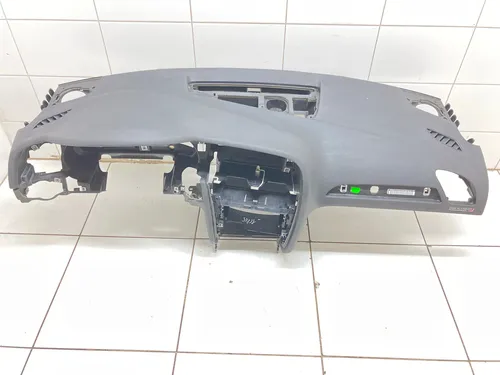 8K1857041A Audi A4 S4 B8 8K Dashboard