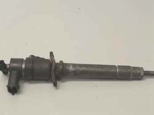 8658352 Volvo XC70 Fuel injector