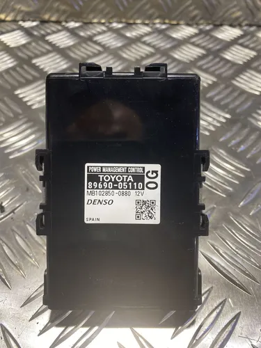 8969005110 Toyota Avensis T270 Engine control unit/module ECU