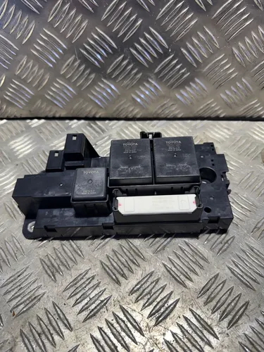 G92Z133011 Toyota Auris E180 Battery control module