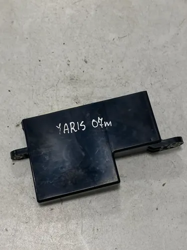 8930052021 Toyota Yaris Other control units/modules