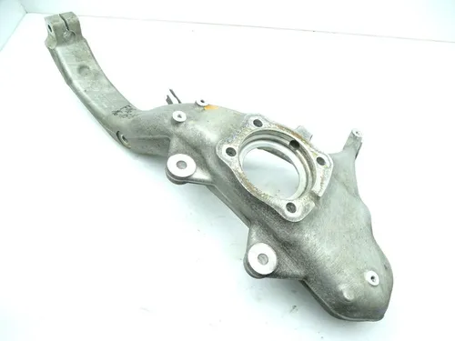 6773784 BMW X6 F16 Front wheel hub spindle knuckle