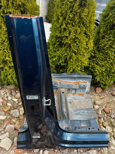 Skoda Octavia Mk4 Sill