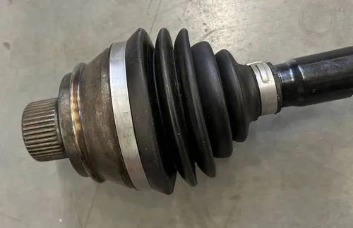8KD407271A Audi A4 S4 B8 8K Front driveshaft