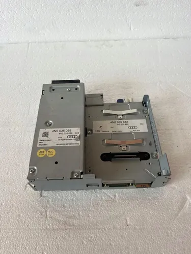 4N0035088 Audi A8 S8 D5 Radio/CD/DVD/GPS head unit