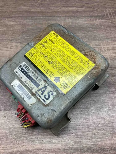 MR213889 Mitsubishi Pajero Airbag control unit/module