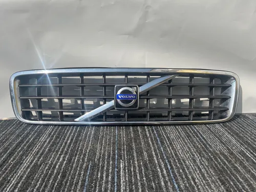 30695513 Volvo XC90 Front bumper upper radiator grill