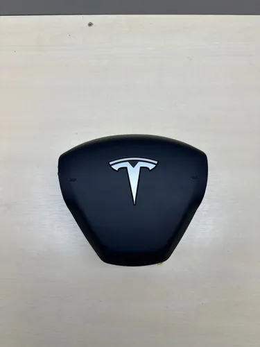 162661700B Tesla Model Y Steering wheel airbag