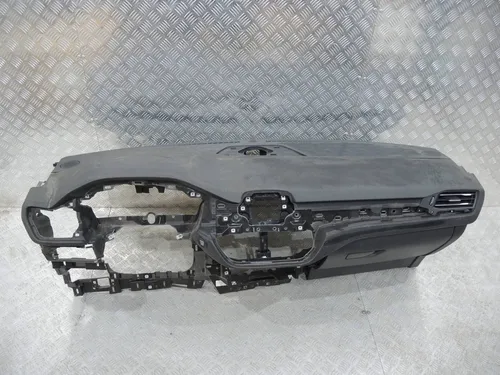 0080P1150030 Ford Kuga III Dashboard