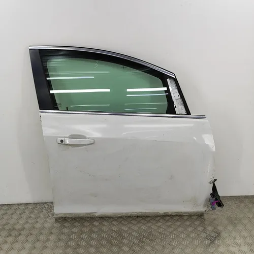 13285607 Opel Astra J Front door