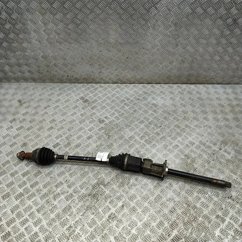 06700070770 Maserati Ghibli Front driveshaft