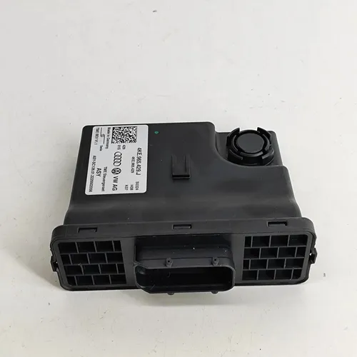 4KE965429J Porsche Taycan 9J1 Climate control unit