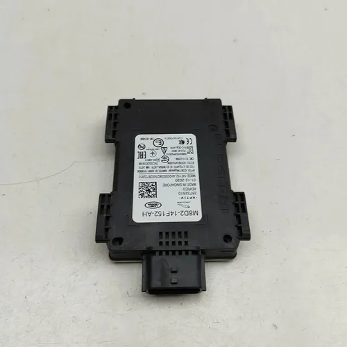 M8D214F152AH Land Rover Range Rover Evoque L551 Blind spot module