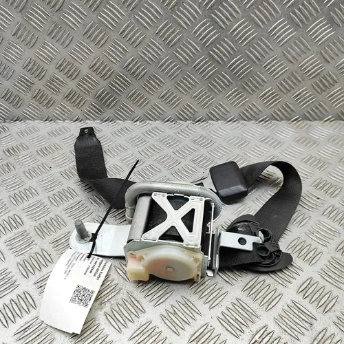107928703C Tesla Model S Front seatbelt