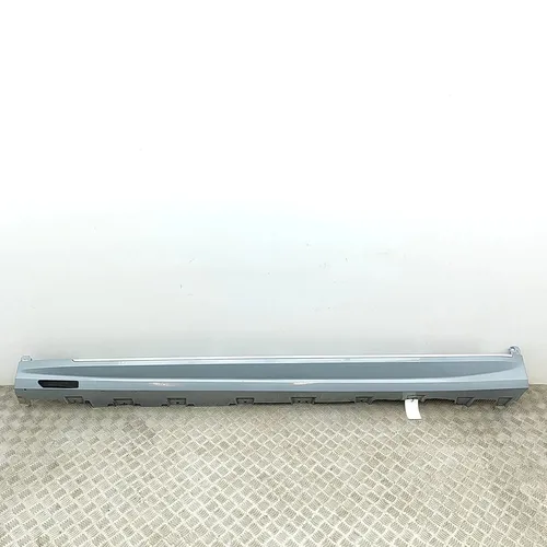 7441107 BMW X7 G07 Sill