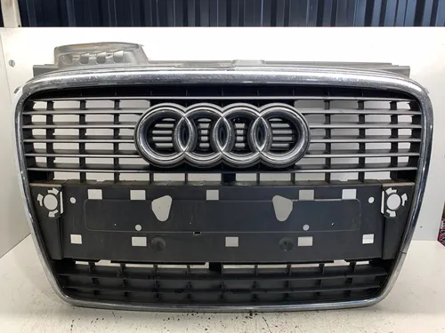 8E0853651J Audi A4 S4 B7 8E 8H Front grill