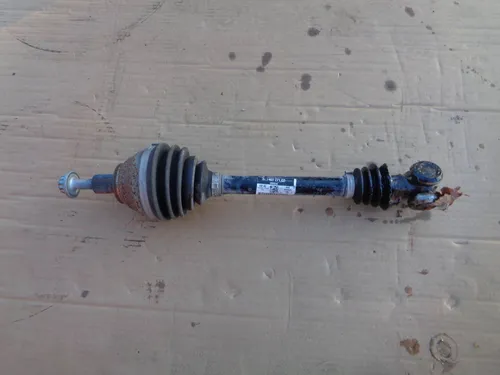 3Q0407271CD Volkswagen PASSAT B8 Front driveshaft