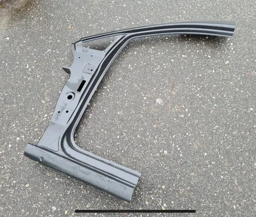 2K3809605M Volkswagen Caddy Sill