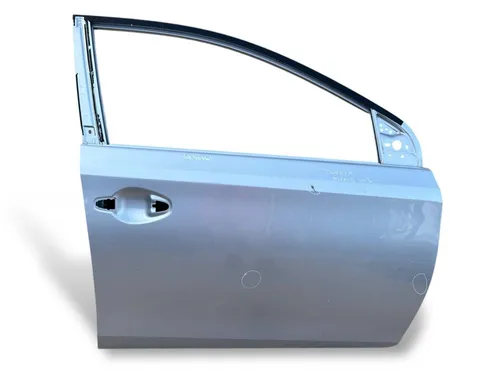6700112A90 Toyota Auris E180 Front door