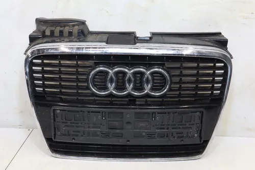 8E0853651J Audi A4 S4 B7 8E 8H Front grill