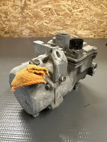 0422000464 Lexus RX 450H Air conditioning (A/C) compressor (pump)