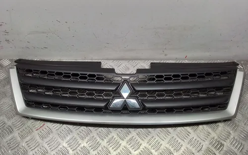 7450A035 Mitsubishi Outlander Front grill