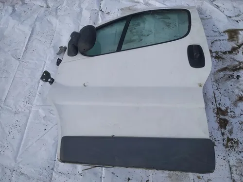 baltos Renault Trafic II (X83) Front door
