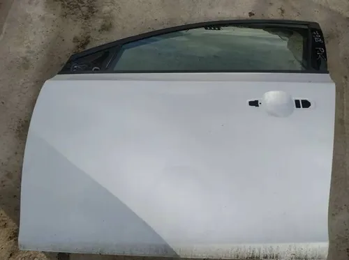 baltos Volvo V40 Front door
