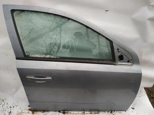 zydra Opel Astra H Front door