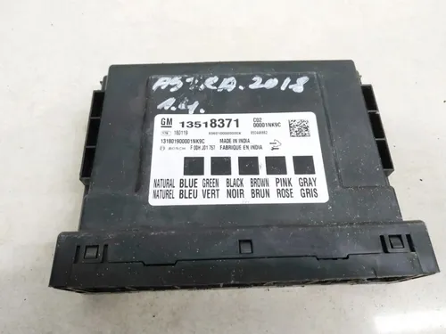 13518371 Opel Astra K Comfort/convenience module