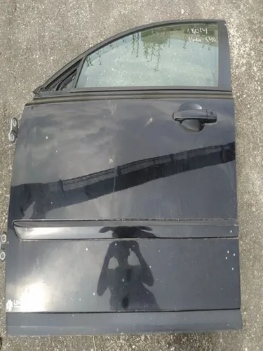 juodos Volvo S40 Front door