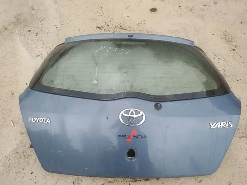 melynas Toyota Yaris Tailgate/trunk/boot lid