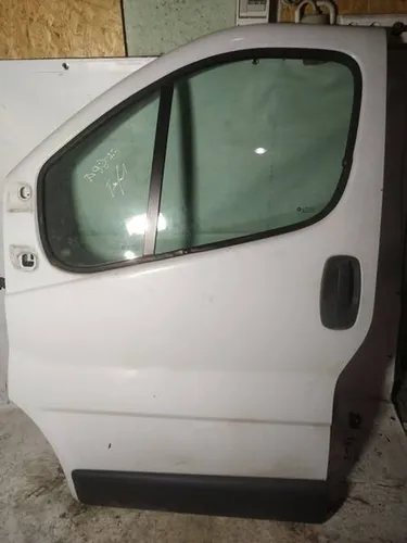 baltos Renault Trafic II (X83) Front door