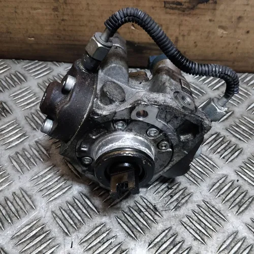 F500JUBCA04 Mazda CX-5 Fuel injection high pressure pump