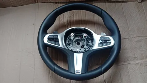 18032309 BMW X7 G07 Steering wheel