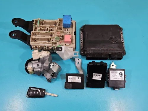89661-05G80 Toyota Avensis T270 Engine control unit/module ECU