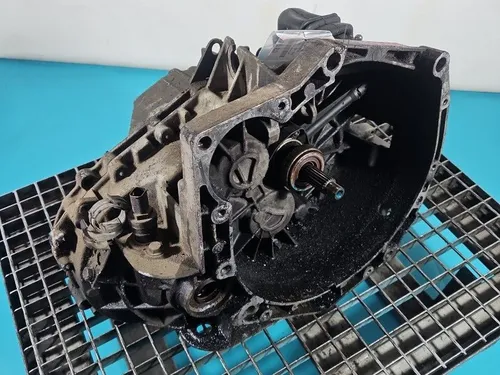PF1S08 Renault Master II Manual 5 speed gearbox
