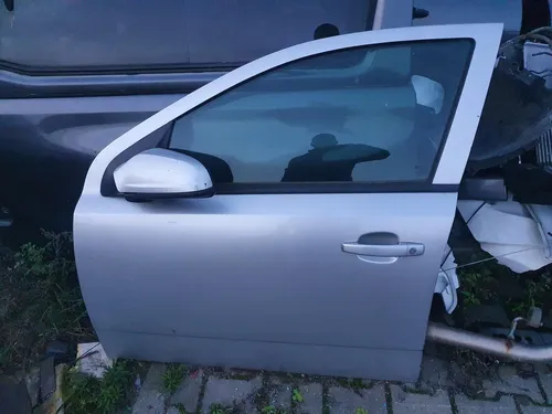 11111111 Opel Astra H Front door
