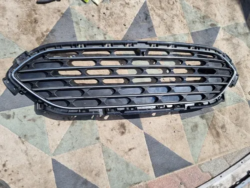 LV4B-8200-GD Ford Kuga III Front grill